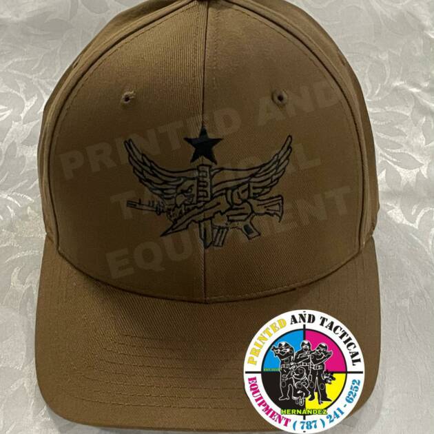 Gorra Operador Táctico

 Incluye Apellido y Número de Placa  (Incluirlo en el mensaje)