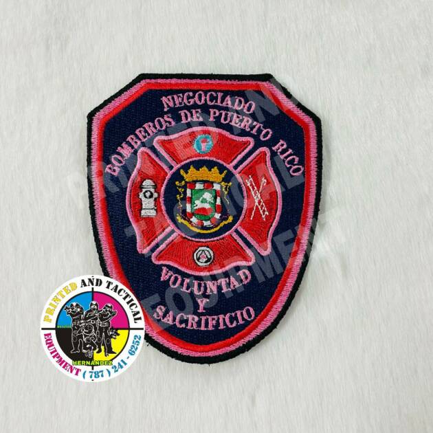 PARCHO BOMBERO EN HILO MOTIVO CANCER DE MAMA